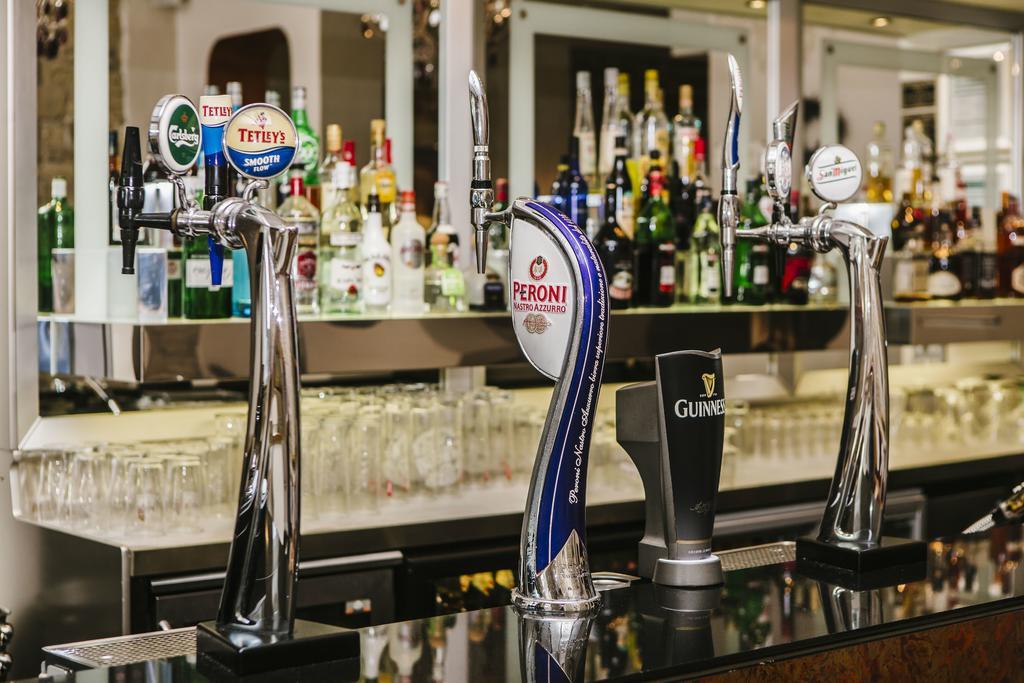 Waterfront Hotel Brighouse Bagian luar foto