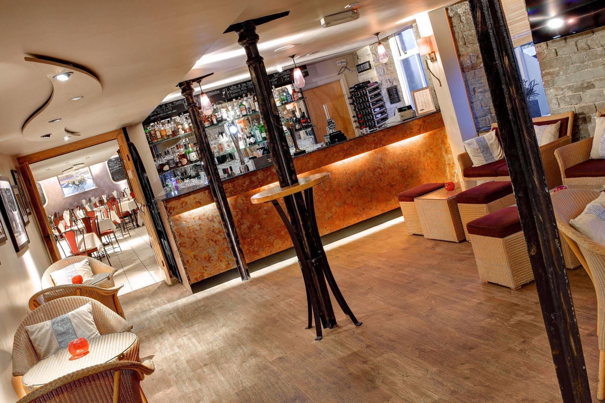 Waterfront Hotel Brighouse Bagian luar foto
